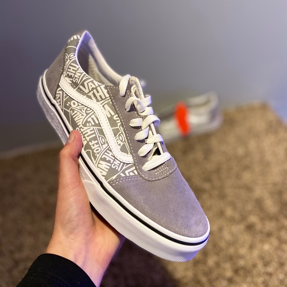 Boy vans